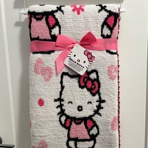 Hello Kitty Super Soft Pink Daisy Throw